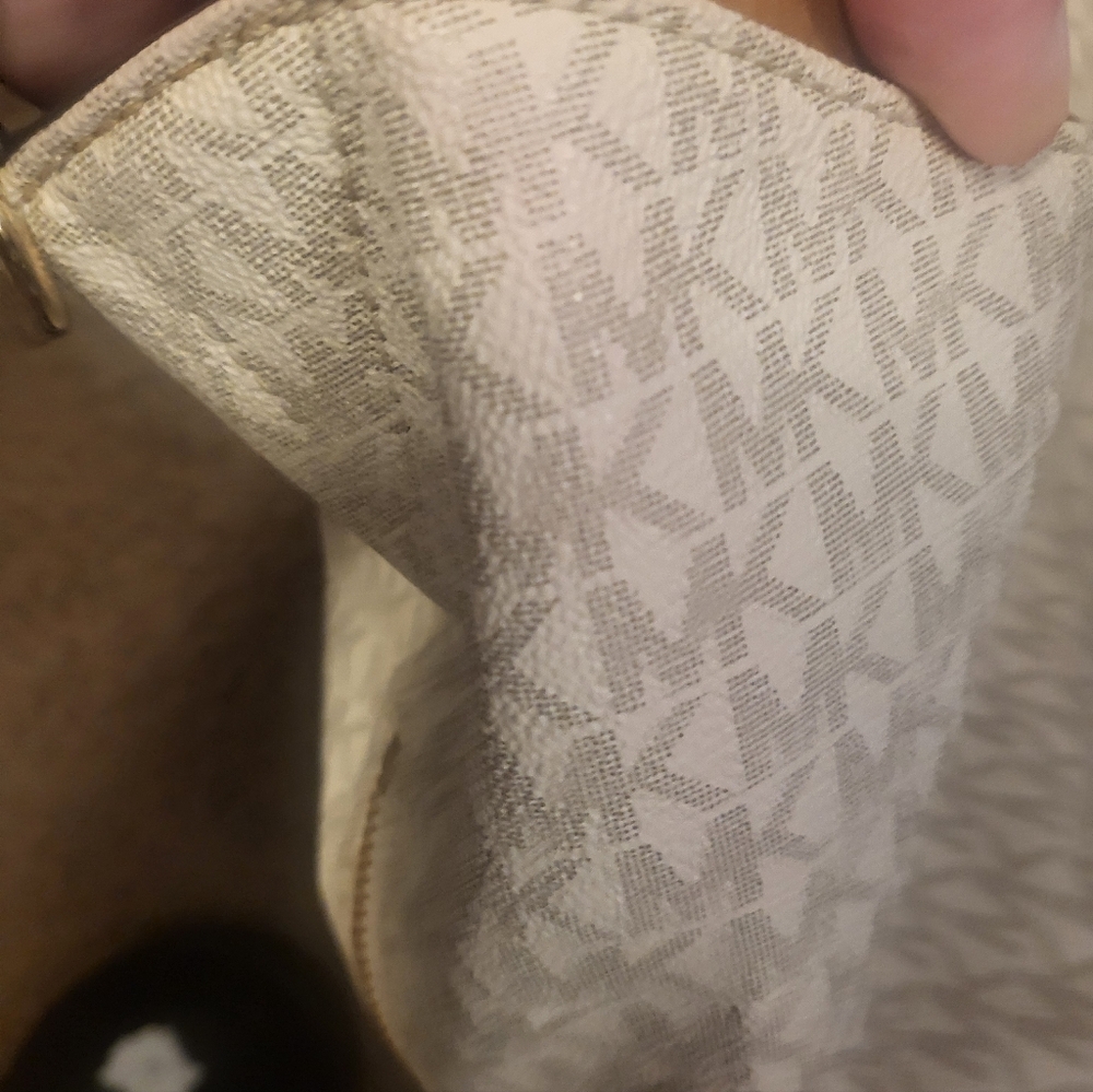 MICHAEL KORS SATCHEL - Picture 4 of 9